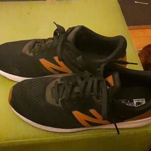 New balance shoes